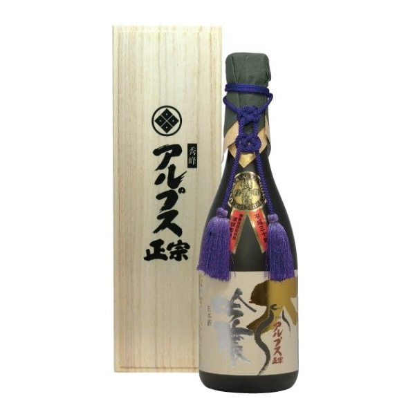 Alps Masamune Daiginjo Drip Sake in Paulownia Box